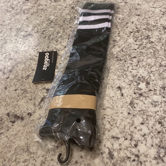 Long Socks 1 Pair Knee-High Striped Pattern Black & White Soccer Cute Anime - Picture 4 of 5